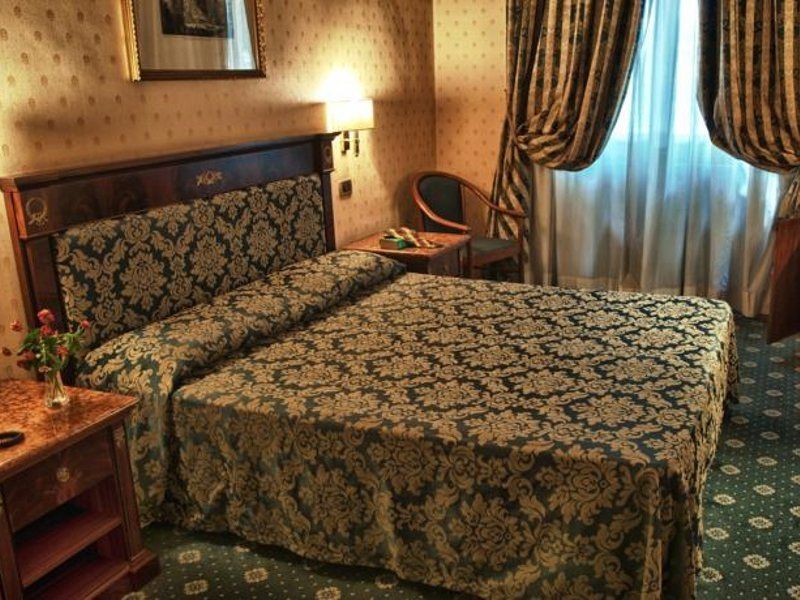 Hotel Cilicia Rome Luaran gambar