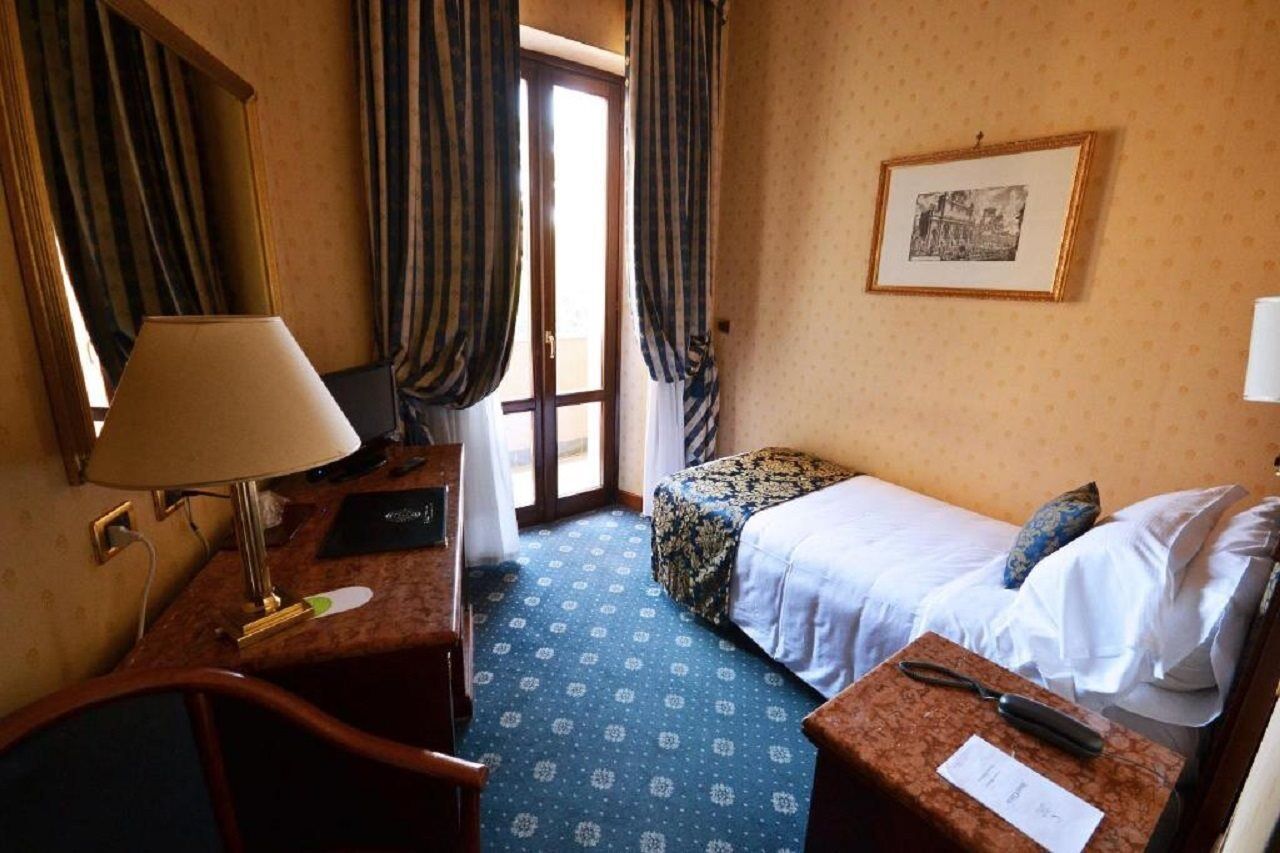 Hotel Cilicia Rome Luaran gambar